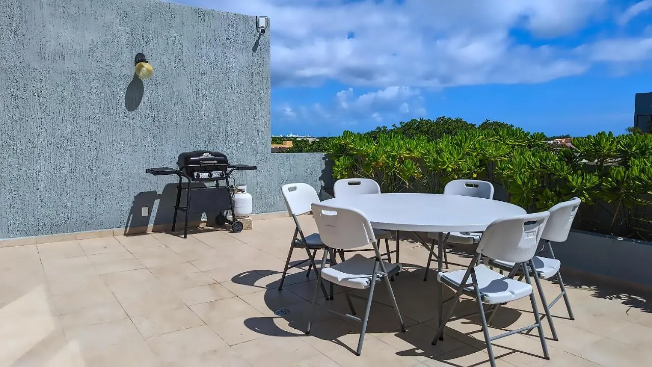 Daire Riviera Home - New 2Br Condo W. Big Pool & Jacuzzi Playa del Carmen