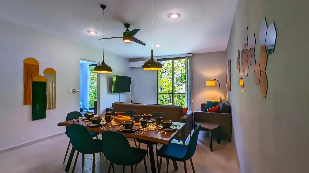 Riviera Home - New 2Br Condo W. Big Pool & Jacuzzi Playa del Carmen Mexiko